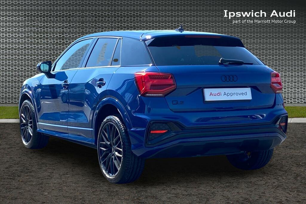 Audi Q2 1.5 Tfsi Cod 35 Black Edition Suv S Tro AY26UAU Blue #3