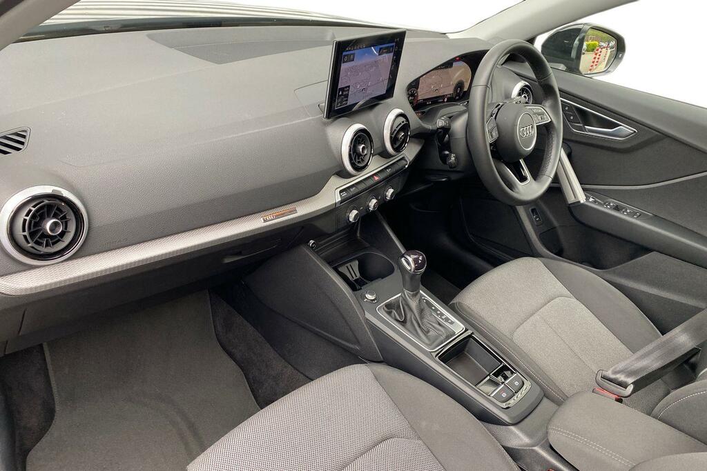 Audi Q2 1.5 Tfsi Cod 35 Sport Suv S Tronic Euro AV25GUG Black #2