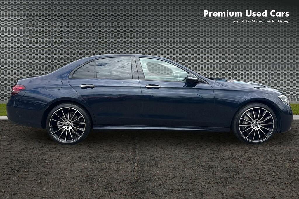 Mercedes-Benz E Class 2.9 E400d Amg Line Night Edition Premium Plus Sa PH11EYR Blue #4