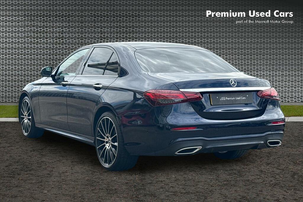 Mercedes-Benz E Class 2.9 E400d Amg Line Night Edition Premium Plus Sa PH11EYR Blue #3