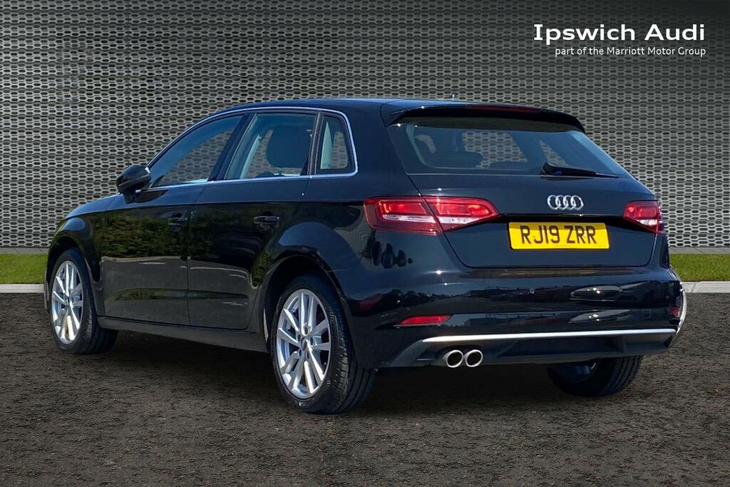 Audi A3 1.5 Tfsi Cod 35 Sport Sportback RJ19ZRR Black #3