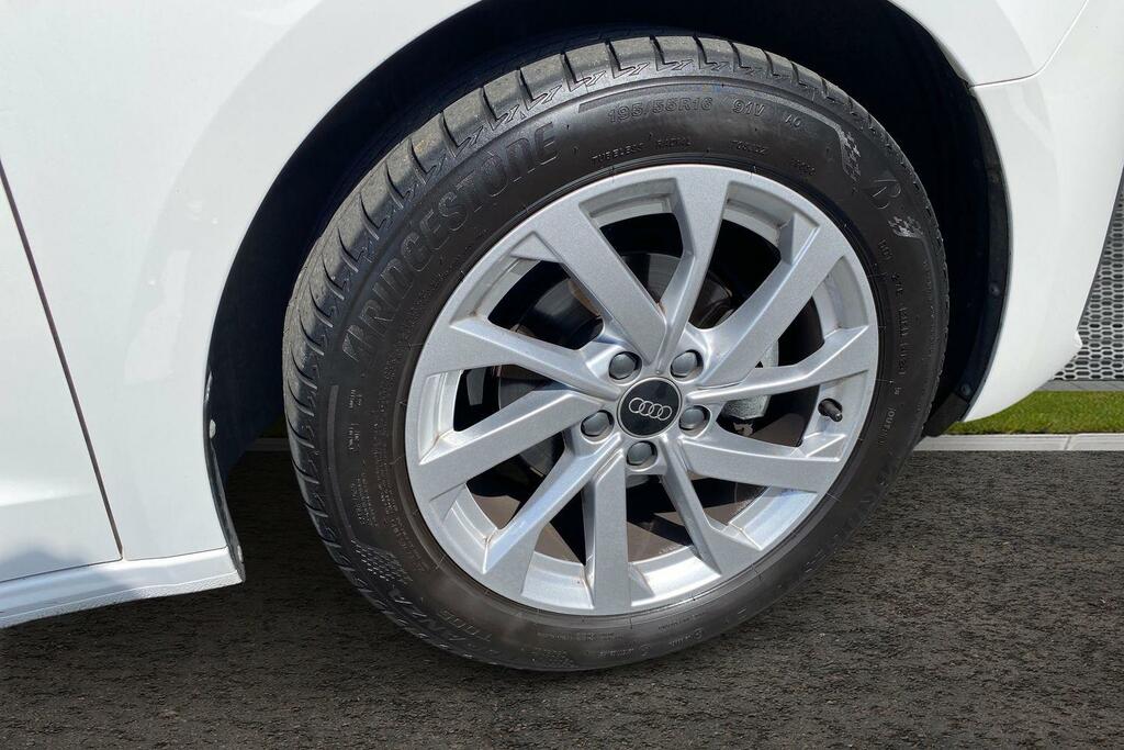Audi A1 1.0 Tfsi 25 Sport Sportback S Tronic Eu AY74KTV White #5