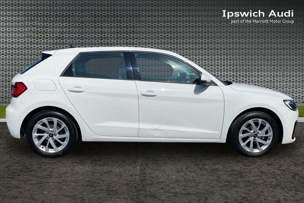 Audi A1 1.0 Tfsi 25 Sport Sportback S Tronic Eu AY74KTV White #4