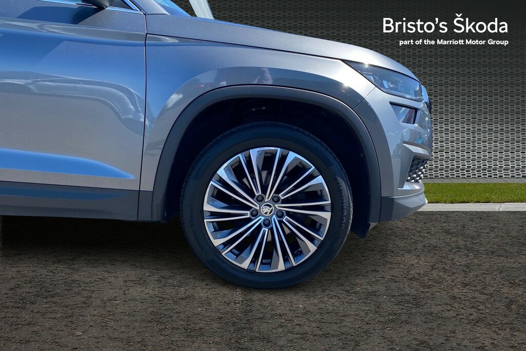 Skoda Kodiaq 1.5 Tsi Act Se L Executive Suv Dsg Euro LV23XMZ Grey #5