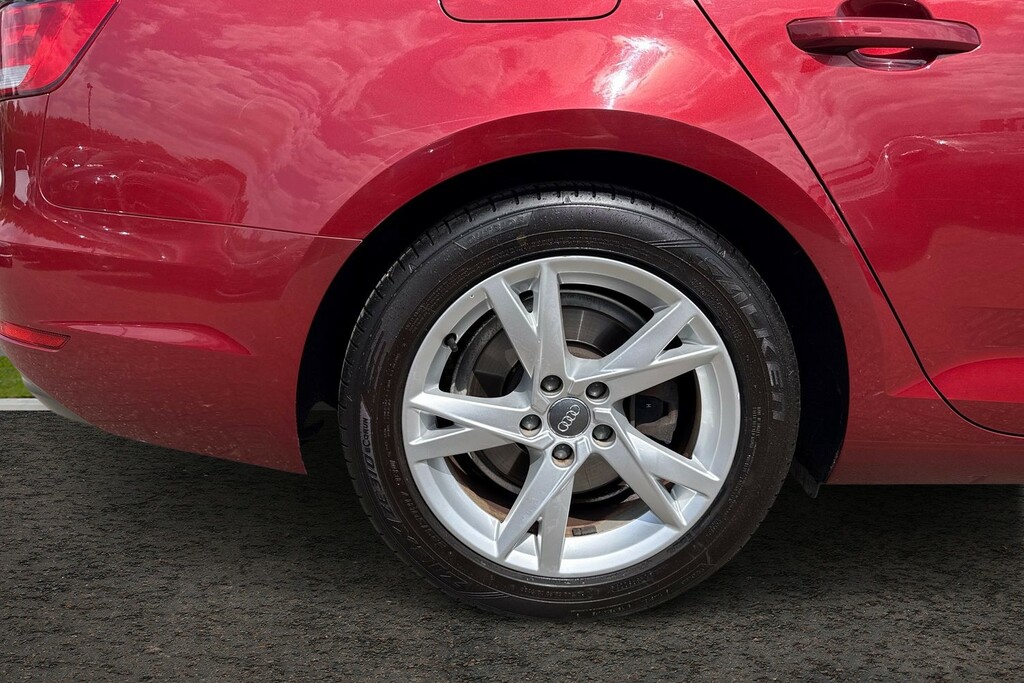 Audi A4 2.0 Tdi Ultra Se Saloon Euro 6 Red #5