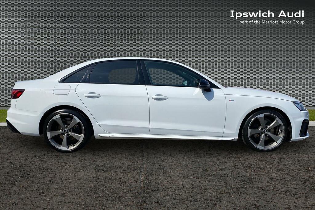 Audi A4 2.0 Tfsi 35 Black Edition Saloon White #4