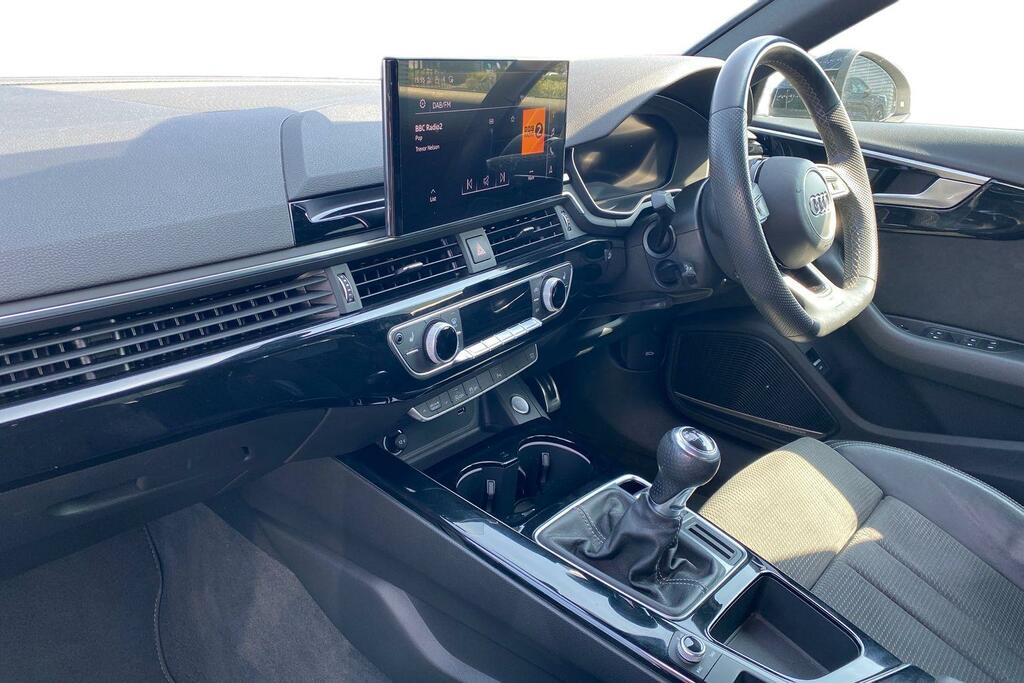 Audi A4 2.0 Tfsi 35 Black Edition Saloon White #2