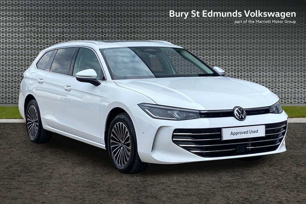 Volkswagen Passat 1.5 Tsi Ehybrid 19.7Kwh Elegance Estate White