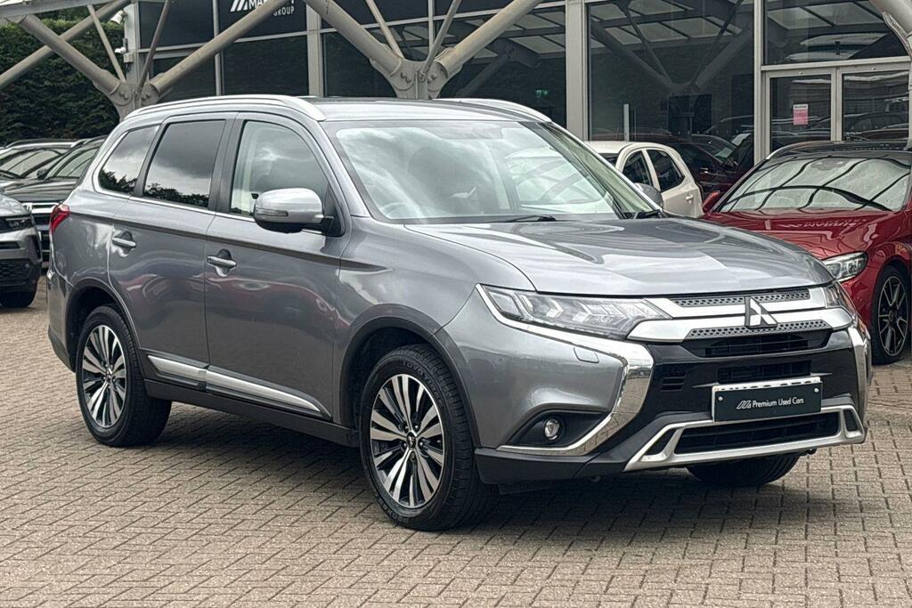 Mitsubishi Outlander 2.0 Mivec 4 Cvt 4Wd Euro 6 Ss White #36