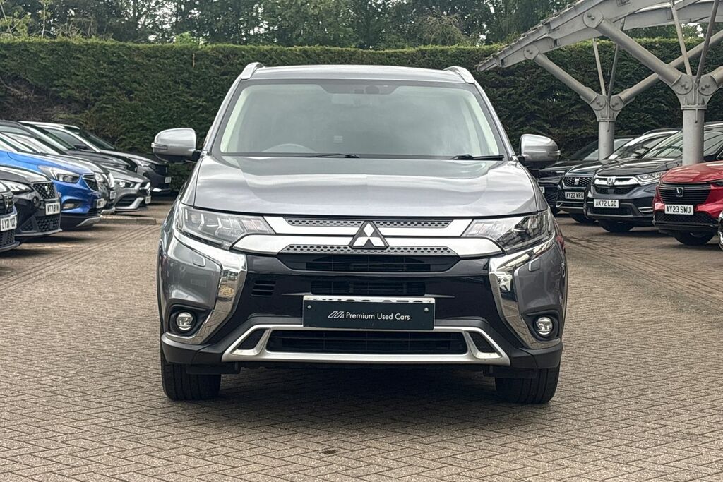 Mitsubishi Outlander 2.0 Mivec 4 Cvt 4Wd Euro 6 Ss White #42