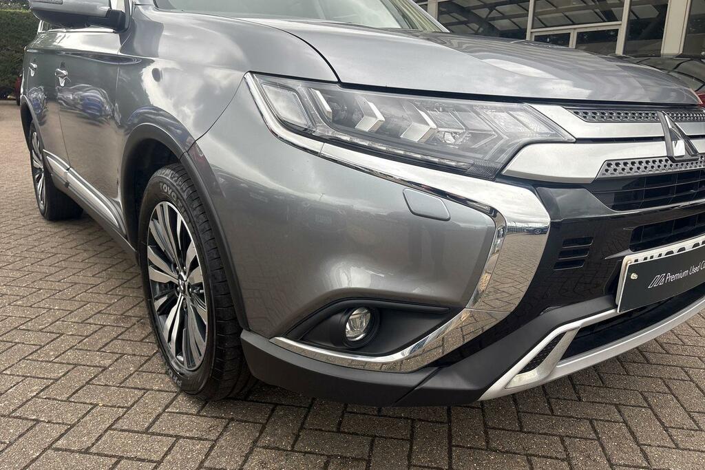 Mitsubishi Outlander 2.0 Mivec 4 Cvt 4Wd Euro 6 Ss White #30