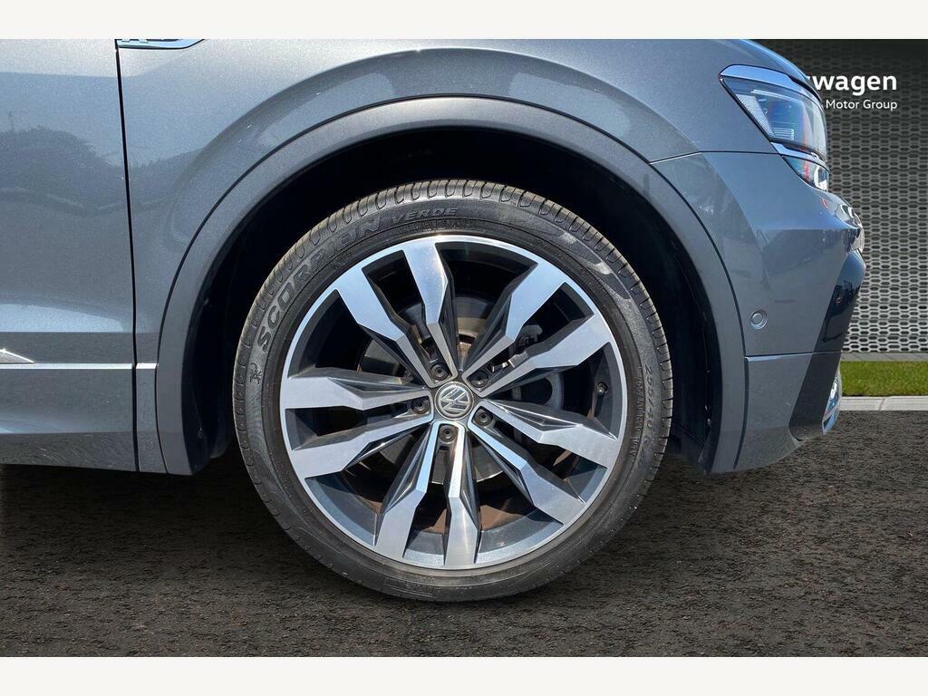 Volkswagen Tiguan 2.0 Tsi R-line Tech Suv Dsg 4Motion Eur Grey #5