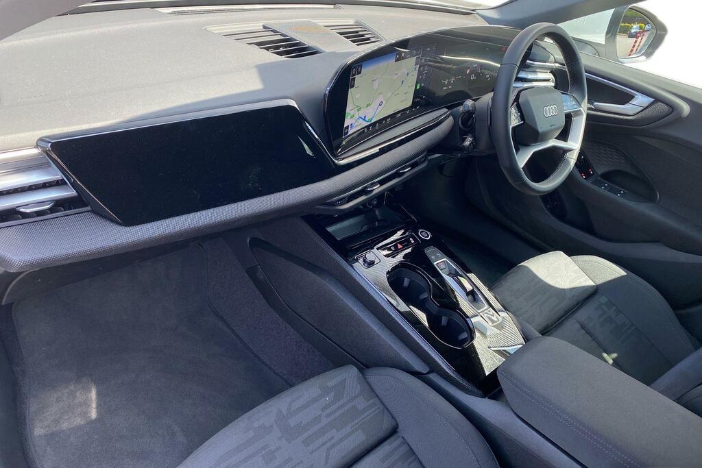 Audi A5 2.0 E-hybrid 25.9Kwh Technik Estate Plu AX26BXB White #2