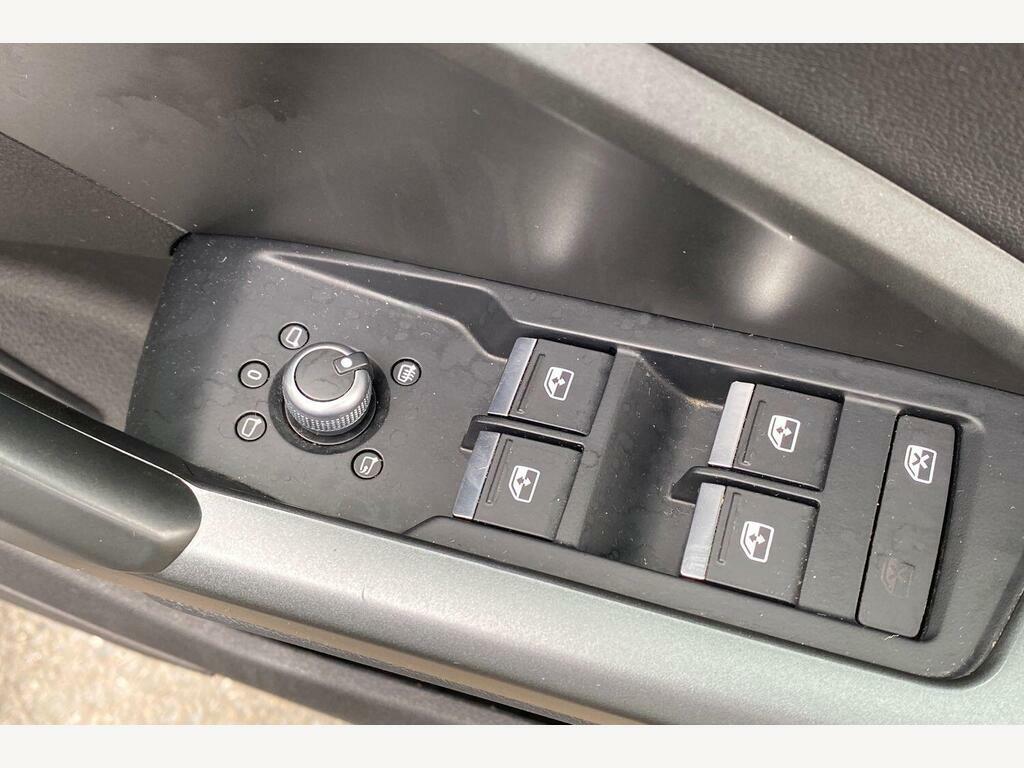 Audi Q3 Audi Estate 35 Tfsi S Line S Tronic Black #36
