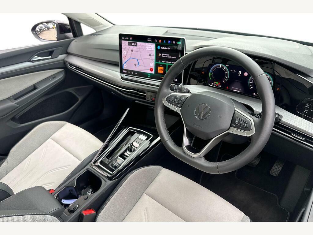 Volkswagen e-Golf 1.5 Tsi Ehybrid 19.7Kwh Style Hatchback Black #6