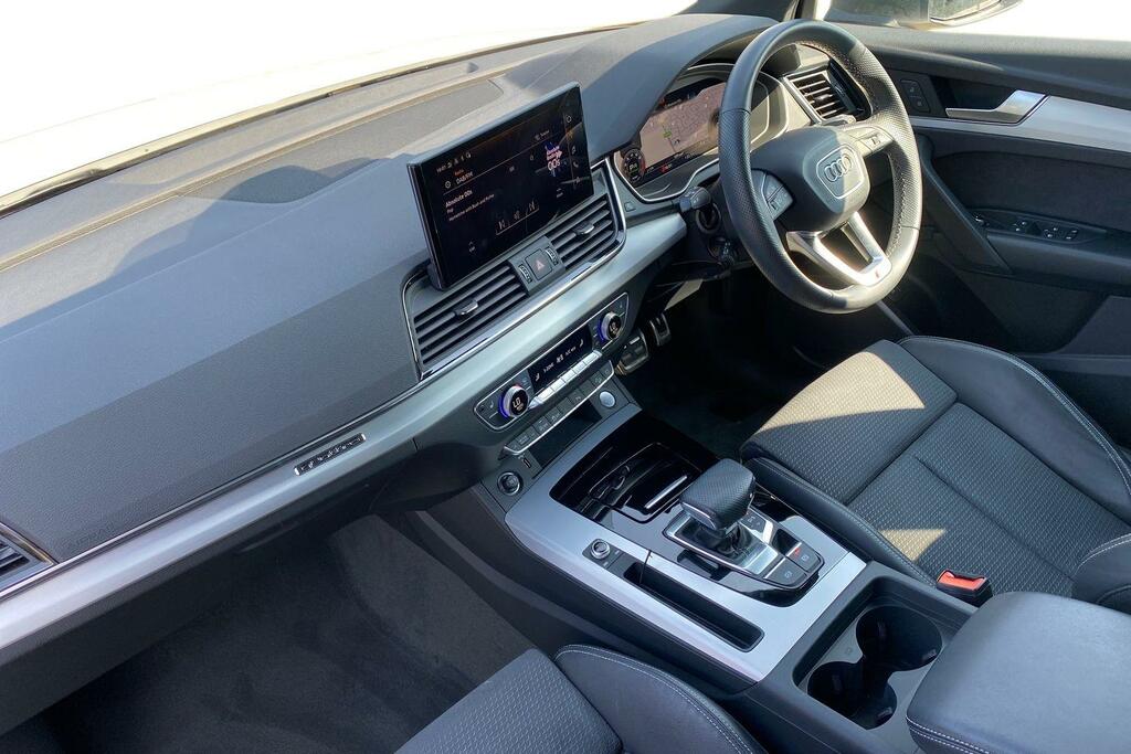 Audi Q5 2.0 Tfsi 45 S Line Suv S Tronic Quattro BG23ZZF White #2