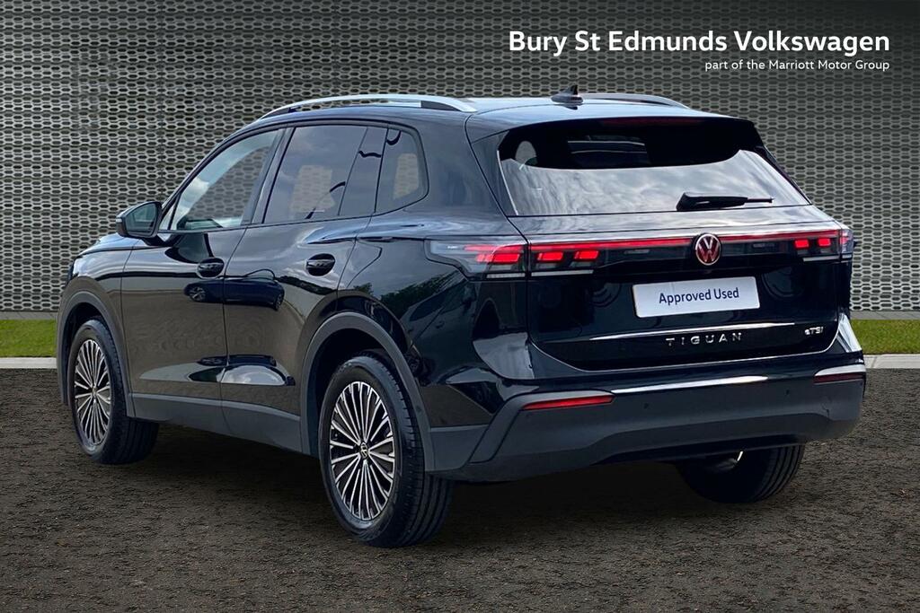 Volkswagen Tiguan 1.5 Etsi Mhev Match Suv Hybrid Dsg Euro AV26UTN Black #3