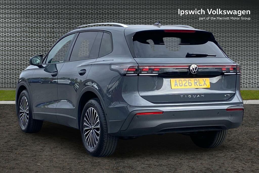 Volkswagen Tiguan 1.5 Etsi Mhev Match Suv Hybrid Dsg Euro AO26RLX Grey #3