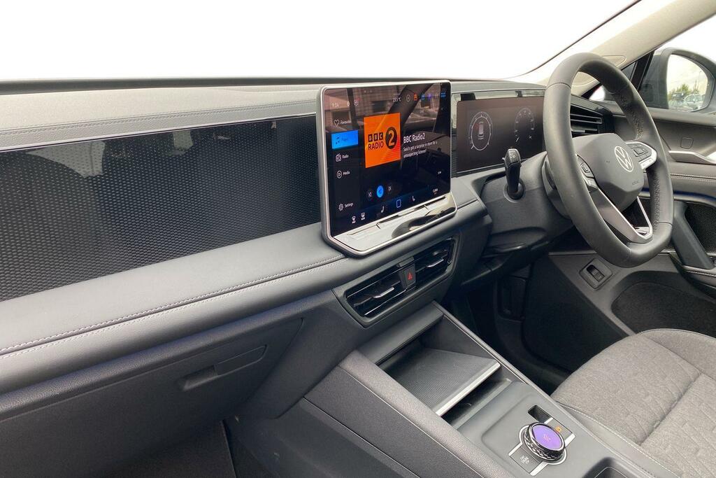 Volkswagen Tiguan 1.5 Etsi Mhev Match Suv Hybrid Dsg Euro AO26RLX Grey #2