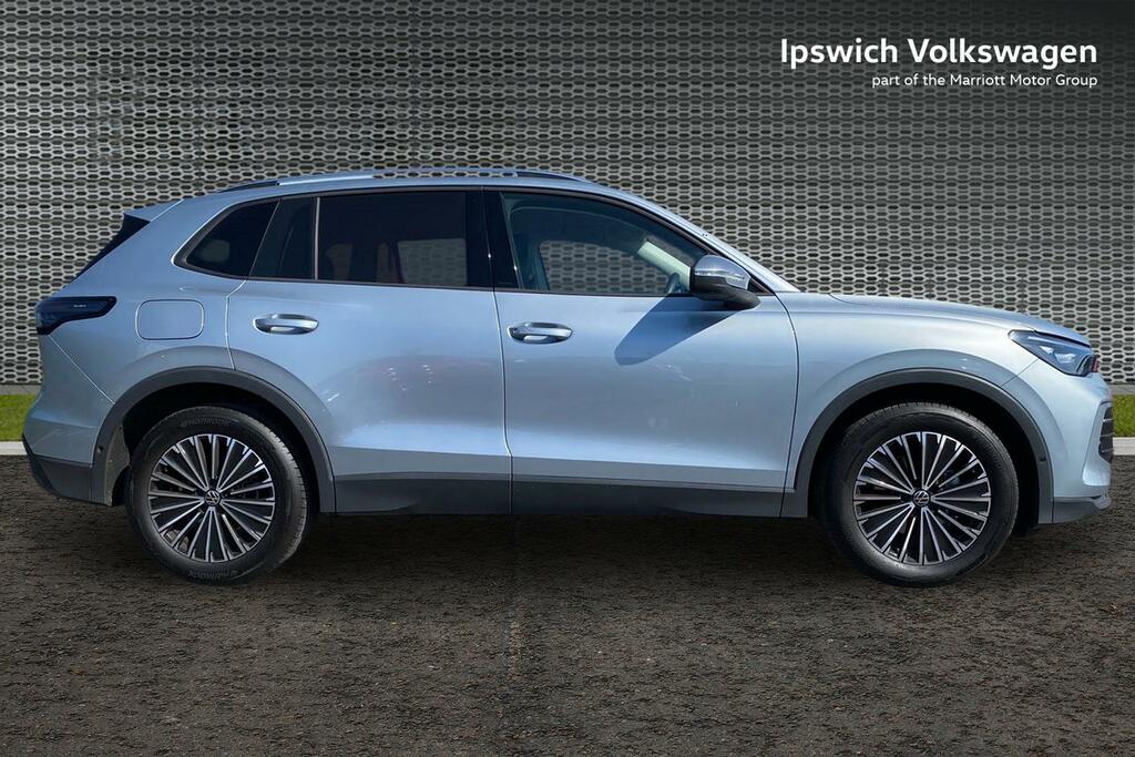 Volkswagen Tiguan 1.5 Etsi Mhev Match Suv Hybrid Dsg Euro AO26PYX Silver #4