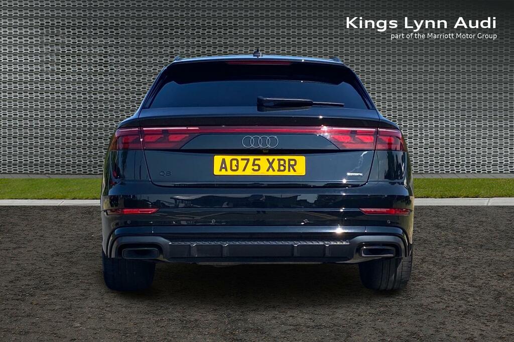 Audi Q8 S Line Blue #9