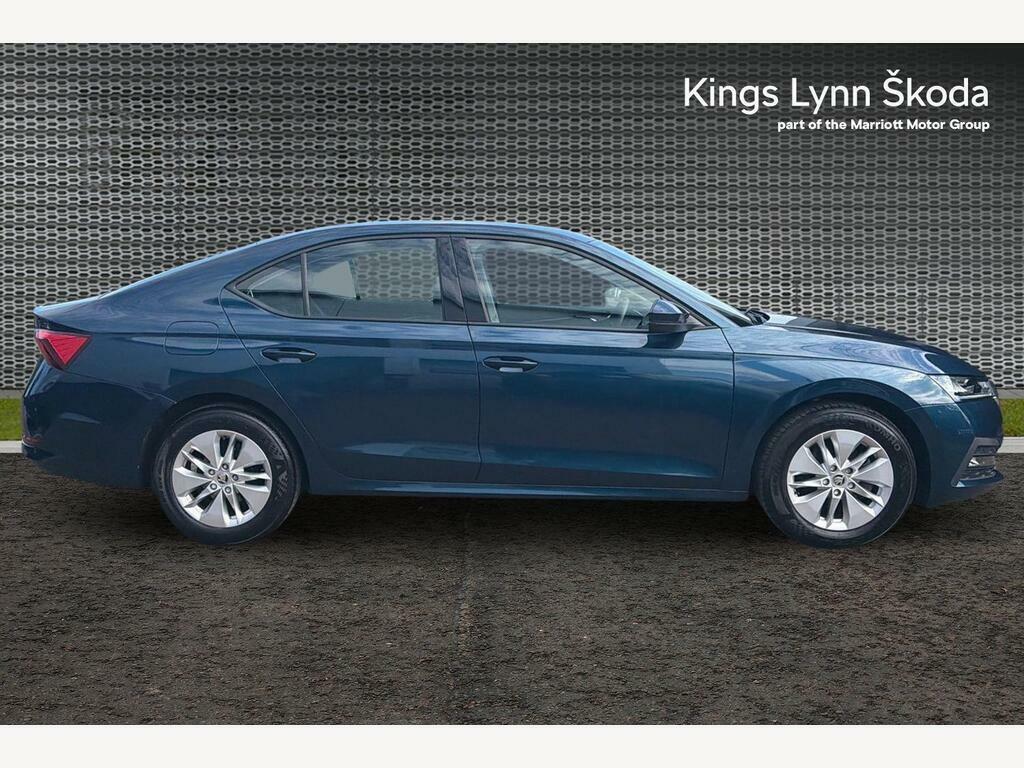 Skoda Octavia 1.5 Tsi Act Se Technology Hatchback Man Blue #4