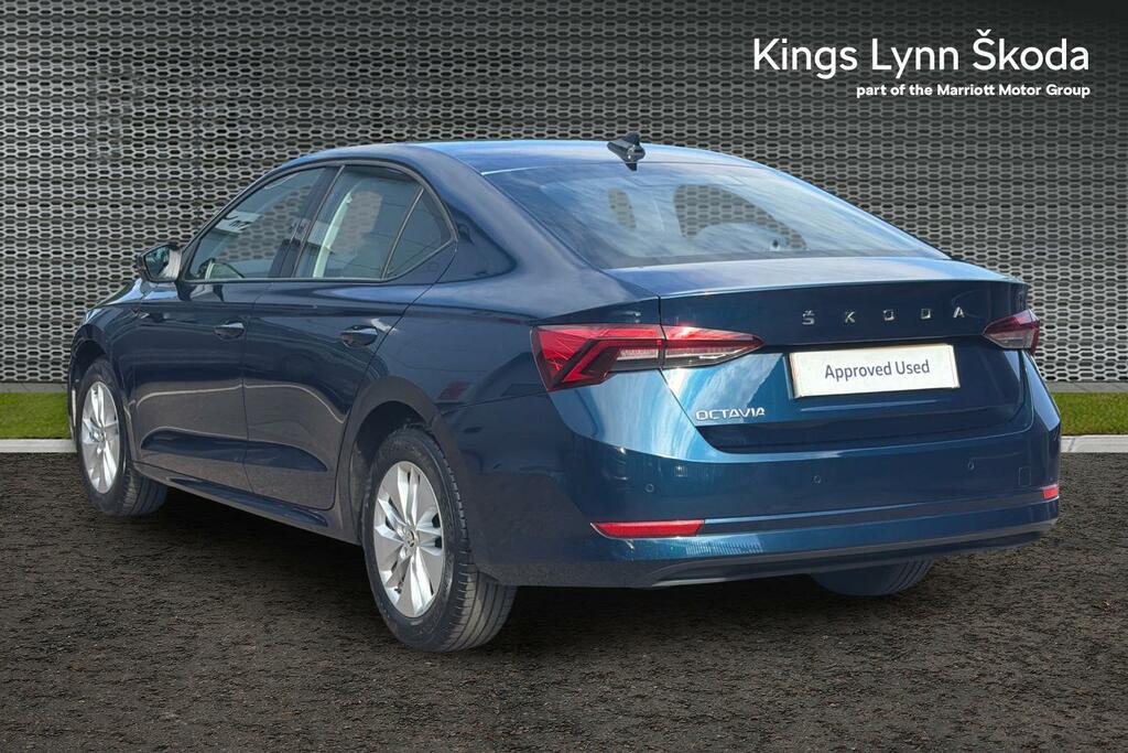 Skoda Octavia 1.5 Tsi Act Se Technology Hatchback Man Blue #3