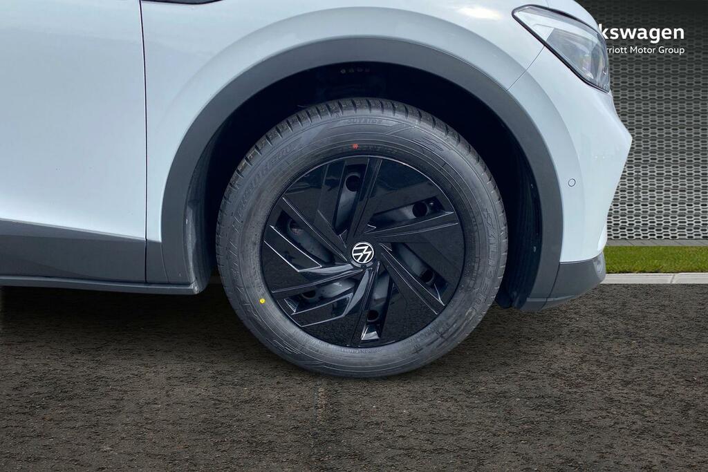 Volkswagen ID.4 Pure 52Kwh Life Suv 148 Ps White #5