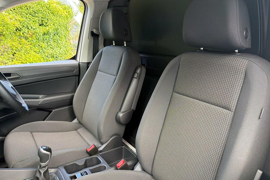 Volkswagen Caddy Maxi Commerce Plus Grey #10