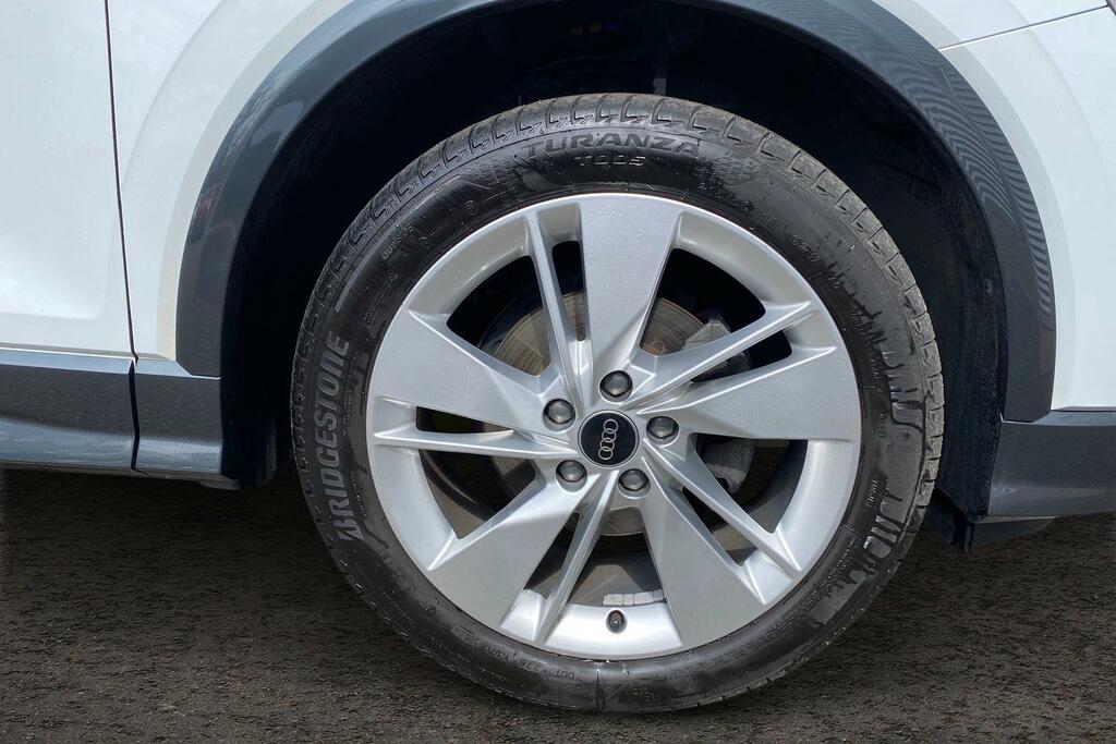 Audi Q2 1.5 Tfsi Cod 35 S Line Suv S Tronic Eur White #5