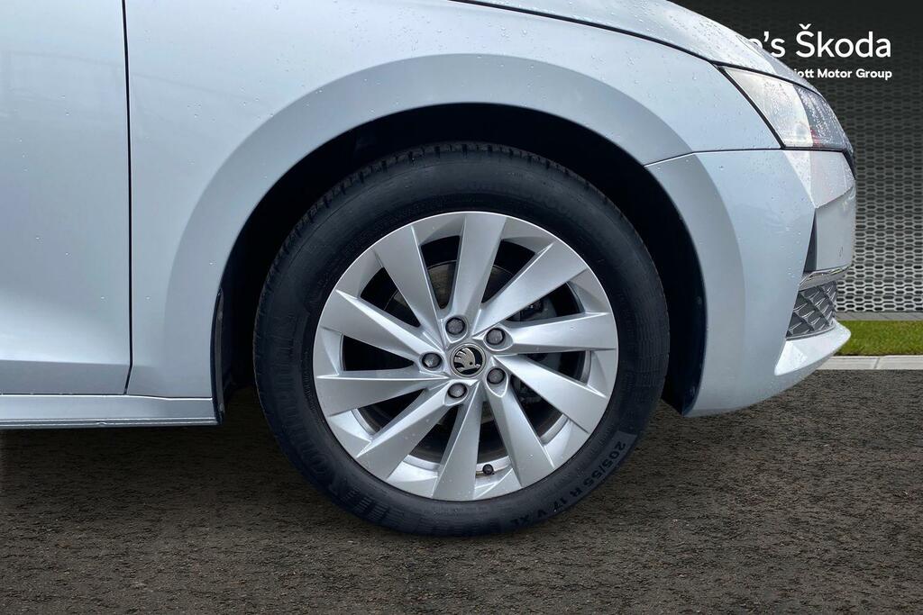 Skoda Octavia 1.5 Tsi E-tec Mhev Act Se L Hatchback H Silver #5