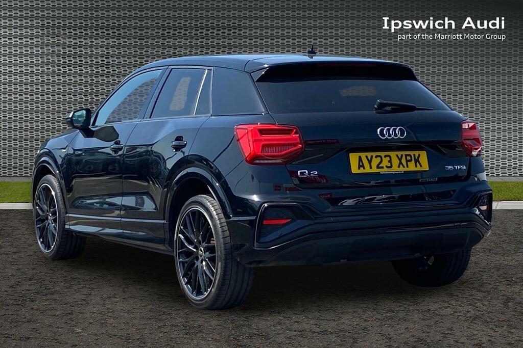 Audi Q2 1.5 Tfsi Cod 35 Black Edition Suv S Tro Black #3