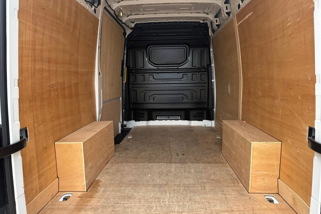 Volkswagen Crafter Commerce Plus Grey #11