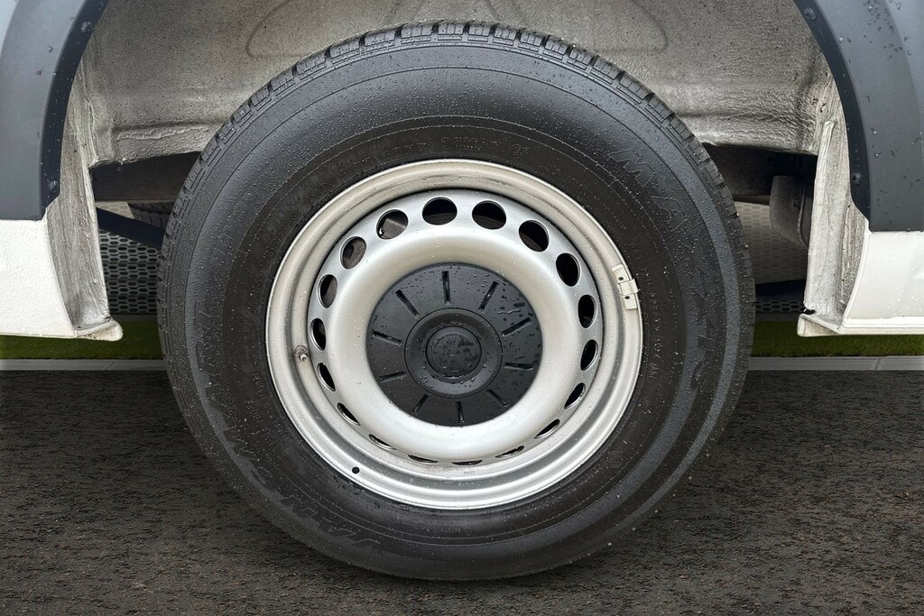 Volkswagen Crafter 2.0 Tdi Cr35 Commerce Panel Van GF74NLA White #5