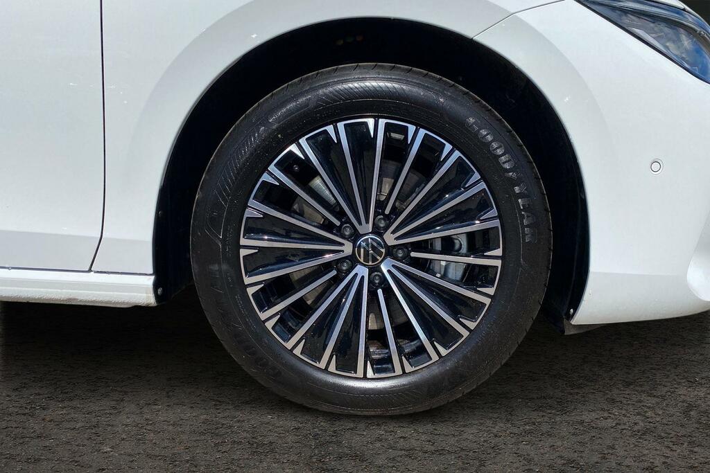 Volkswagen Passat 1.5 Tsi Ehybrid 19.7Kwh Elegance Estate RO25HBE White #5