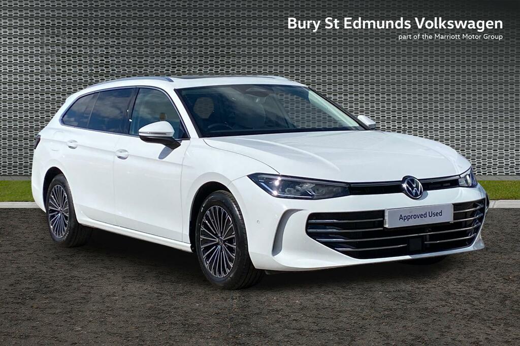 Volkswagen Passat 1.5 Tsi Ehybrid 19.7Kwh Elegance Estate White