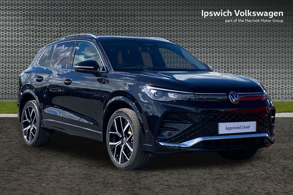 Volkswagen Tiguan 1.5 Tsi Ehybrid 19.7Kwh R-line Suv Plug Black