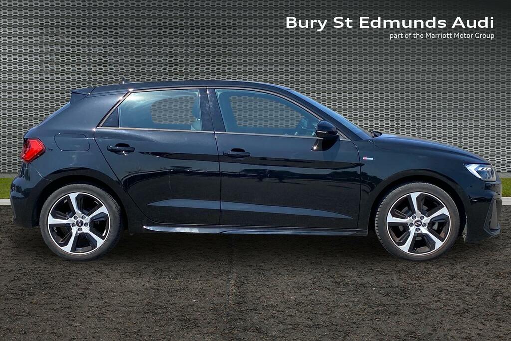 Audi A1 1.0 Tfsi 30 S Line Sportback S Tronic E MM23NTV Black #4