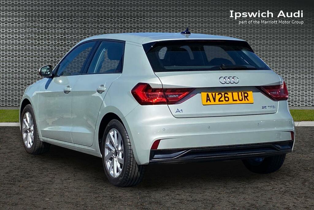 Audi A1 1.0 Tfsi 25 Sport Sportback S Tronic Eu Silver #3