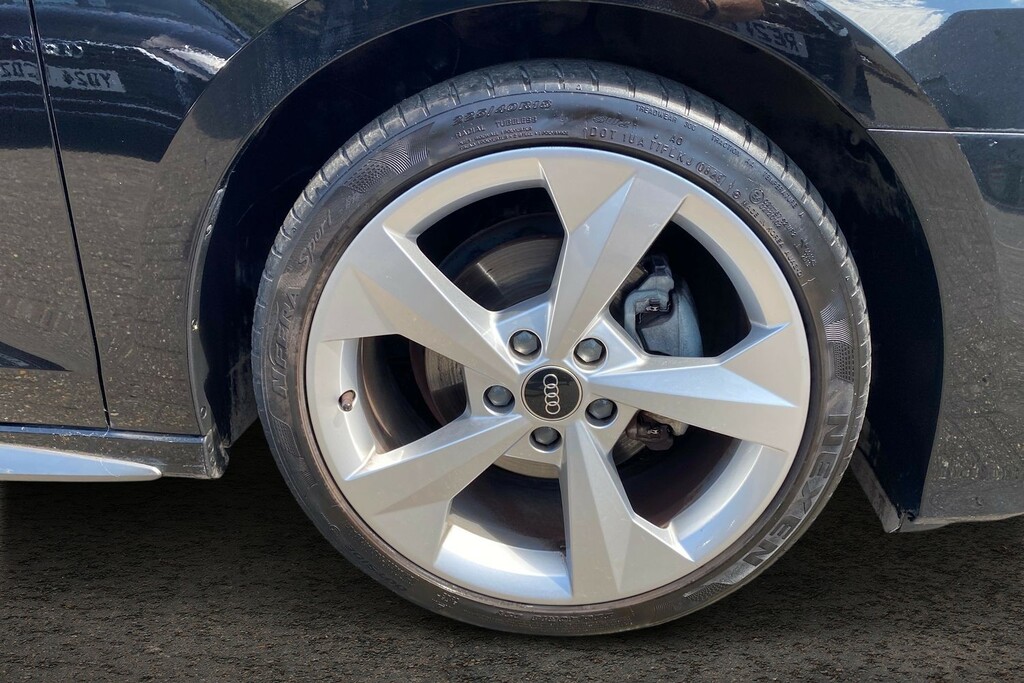 Audi A3 1.0 Tfsi 30 S Line Sportback S Tronic E Black #5