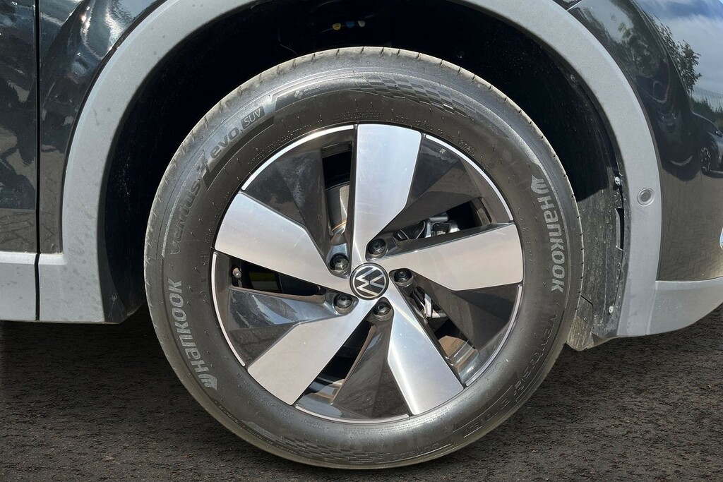 Volkswagen Tiguan 1.5 Etsi Mhev Match Suv Hybrid Dsg Euro AX26HLH Black #5