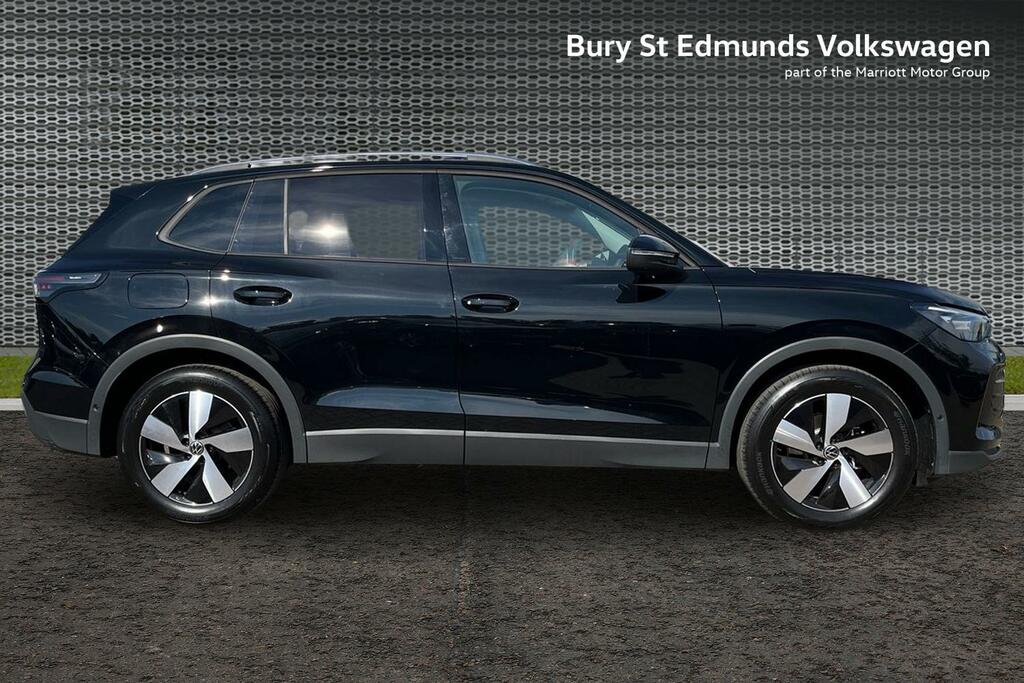 Volkswagen Tiguan 1.5 Etsi Mhev Match Suv Hybrid Dsg Euro AX26HLH Black #4