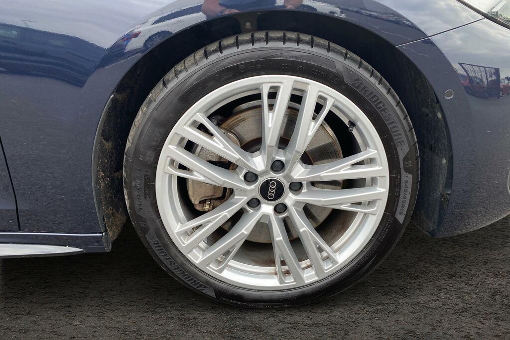Audi A5 2.0 E-hybrid 25.9Kwh S Line Estate Plug VK75YWB Blue #5