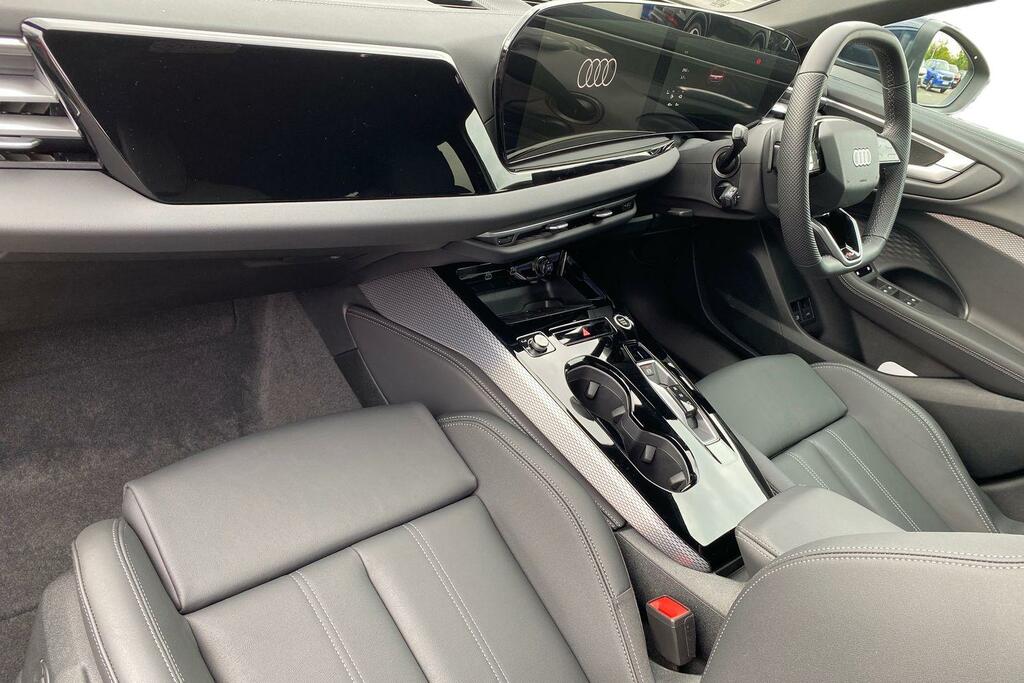 Audi A5 2.0 E-hybrid 25.9Kwh S Line Estate Plug VK75YWB Blue #2