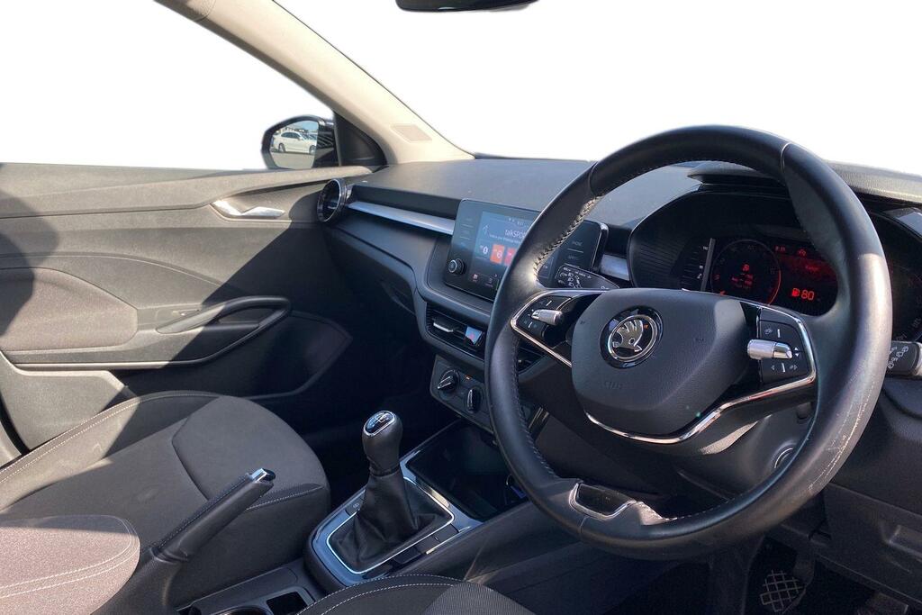 Skoda Fabia 1.0 Tsi Colour Edition Hatchback #6