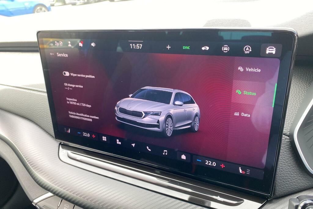 Skoda Octavia 2.0 Tdi Se Technology Hatchback Silver #19