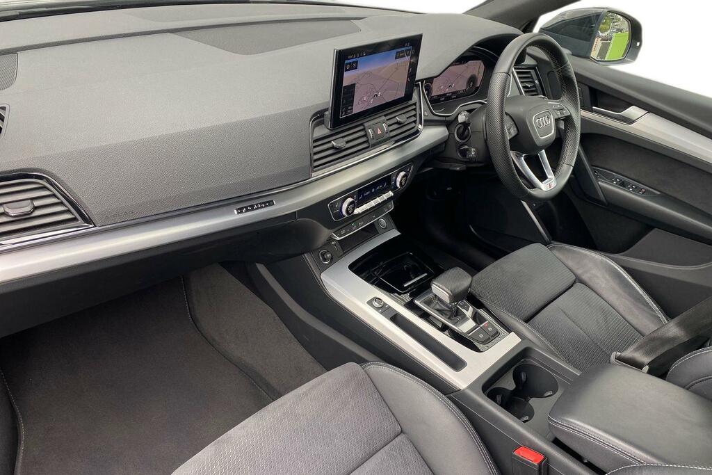 Audi Q5 2.0 Tfsie 50 S Line Sportback Plug-in H NJ22HWS Black #2