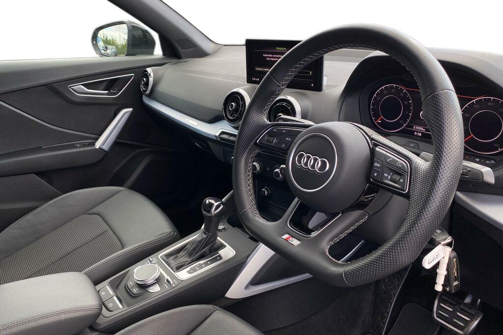 Audi Q2 1.5 Tfsi Cod 35 Black Edition Suv S Tro Grey #6