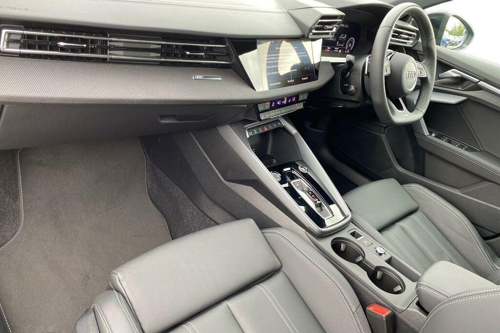 Audi A3 1.5 Tfsi Black Edition Sportback S Tron Blue #2