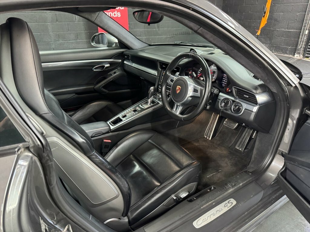 Porsche 911 Convertible 3.8 991 Carrera S - This Is The 911 Yo White #18